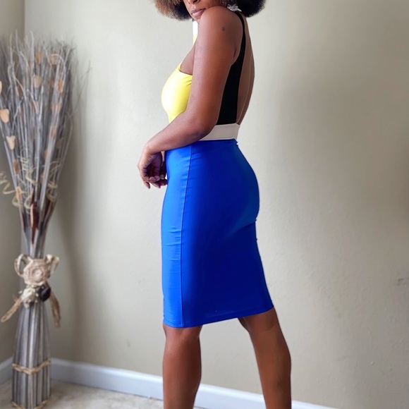 NO EXIT dress - Picture 2 of 4